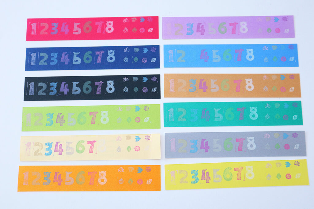 スタンプパッド「ベルクルール」で12色の紙に押してみた