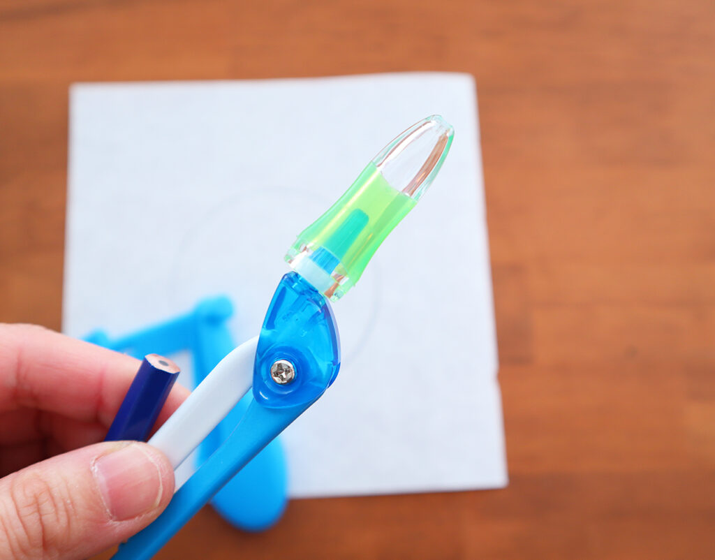 苦手をサポートする文具くるんパス