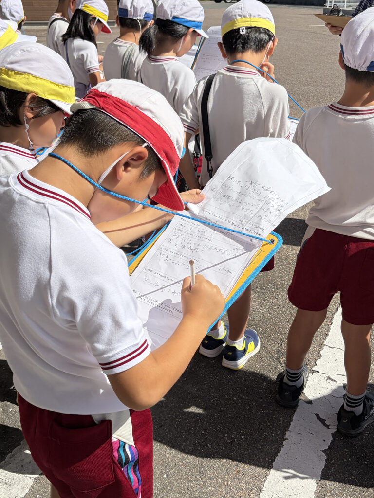 吉田小学校の生徒さんまち探検の授業